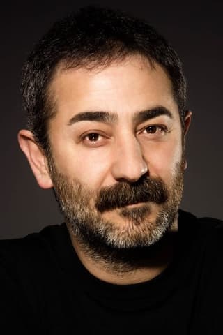 Ayberk Pekcan profil görseli