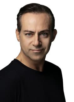 Cem Uras profil görseli