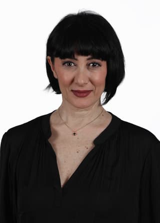 Ebru Üstüntaş profil görseli