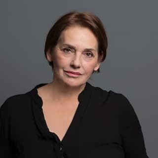 Nur Sürer profil görseli