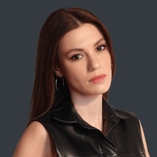 Yüsra Geyik profil görseli