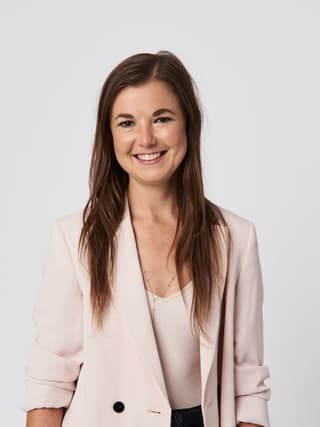 Norah Sadava profil görseli