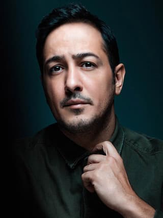 Sarp Apak profil görseli