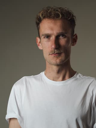 Simon Marshall profil görseli