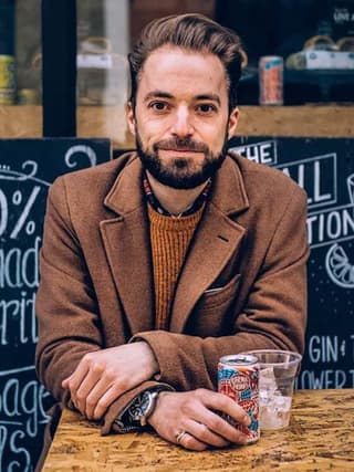 Tristan Bernays profil görseli
