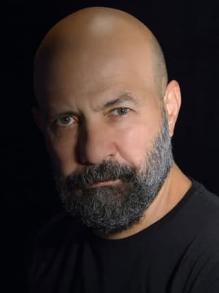Volkan Özgömeç profil görseli