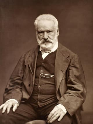 Victor Hugo profil görseli