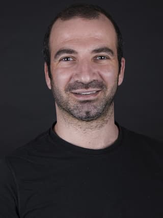 Yaşar Büker profil görseli