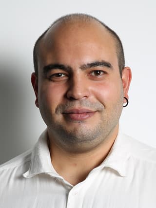Yüce Armağan Erkek profil görseli