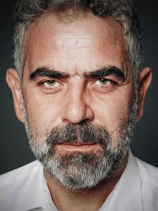 Yurdaer Okur profil görseli