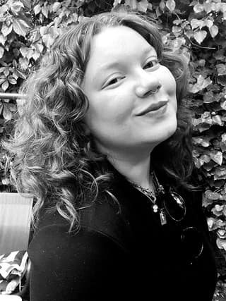 Zeynep Sert profil görseli